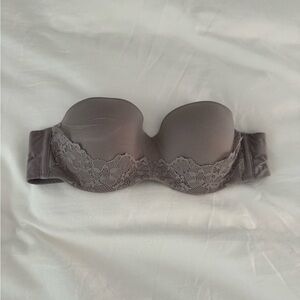 Victoria’s Secret 34B strapless Bra